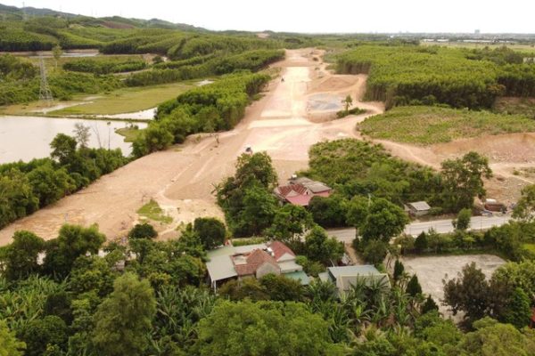 'Thần đèn' về Quảng Bình dời nhà tiền tỷ để nhường đất làm cao tốc- Ảnh 1.