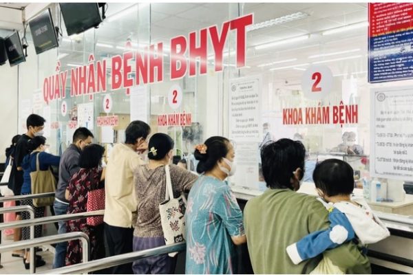 Thanh toán nguồn chi phí khám chữa bệnh BHYT vượt tổng mức như thế nào?
- Ảnh 1.