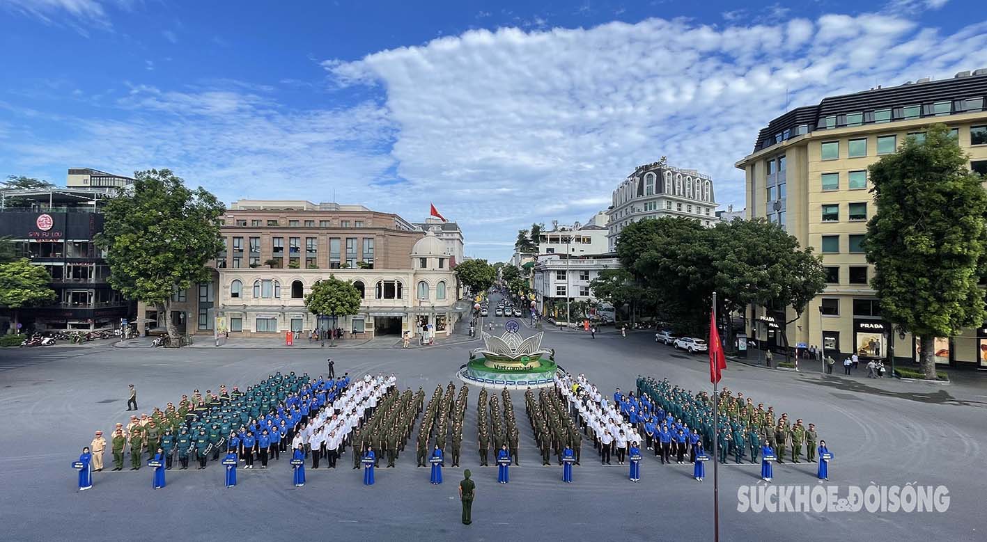 Lực lượng bảo vệ an ninh, trật tự ở cơ sở trên cả nước chính thức đi vào hoạt động- Ảnh 1.