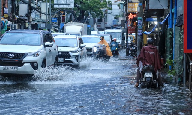 Hôm nay, hầu hết các khu vực trên cả nước có mưa dông- Ảnh 2.