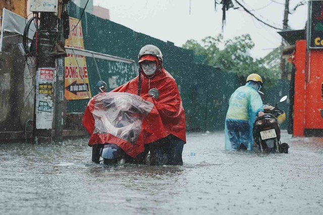 Những tuyến phố có nguy cơ ngập ở Hà Nội chiều tối nay- Ảnh 2.